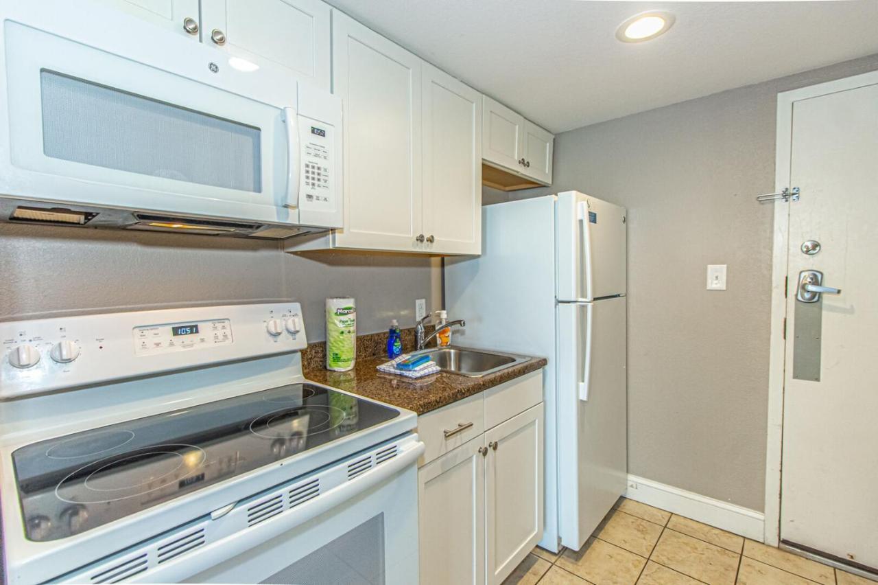 מירטל ביץ' Ocean View King Suite With Modern Decor And Accents - Caravelle Resort 605 Sleeps 4 Guests מראה חיצוני תמונה